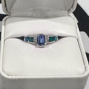 Tanzanite Diamond Ring